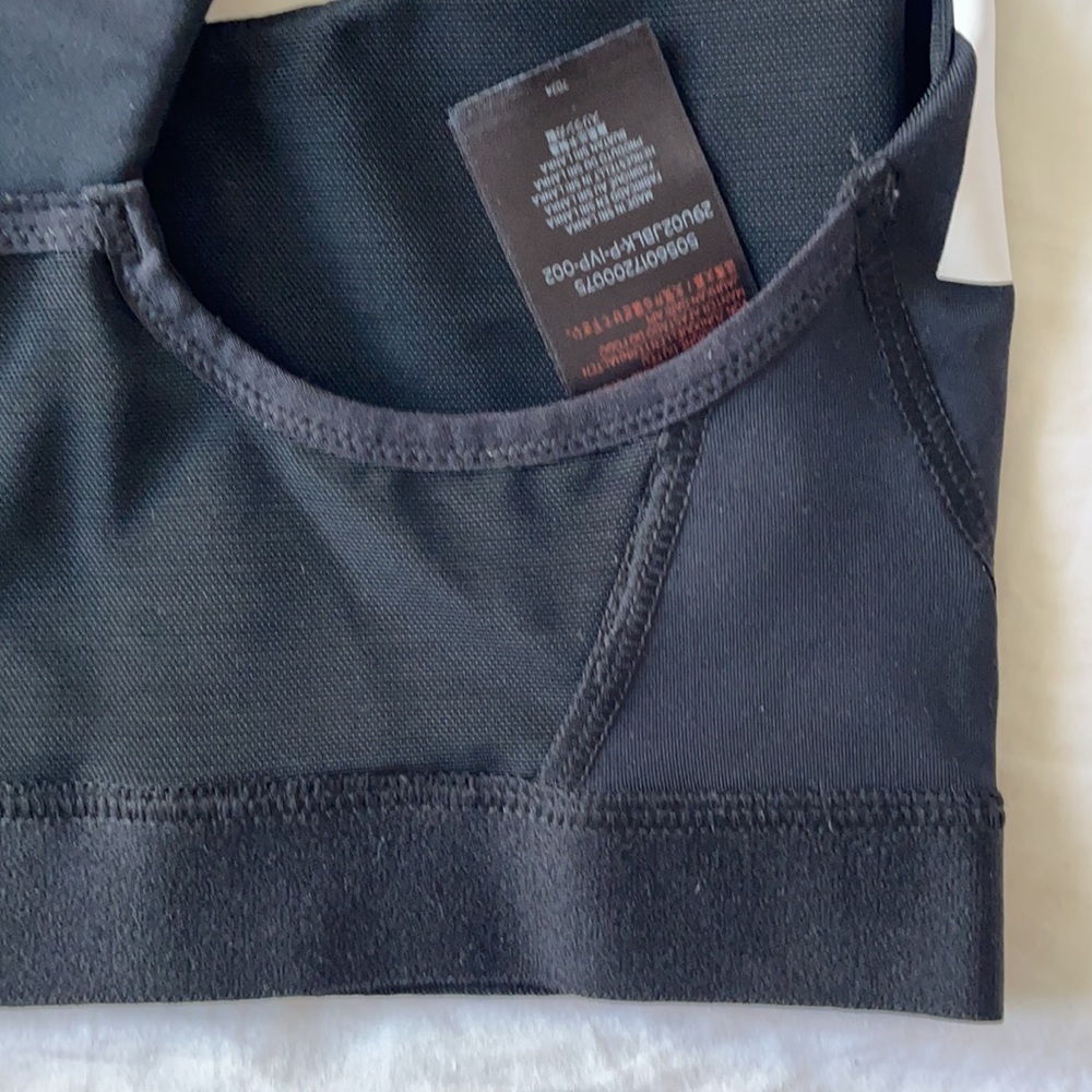 Ivy Park black sports bra - Picture 4 of 8